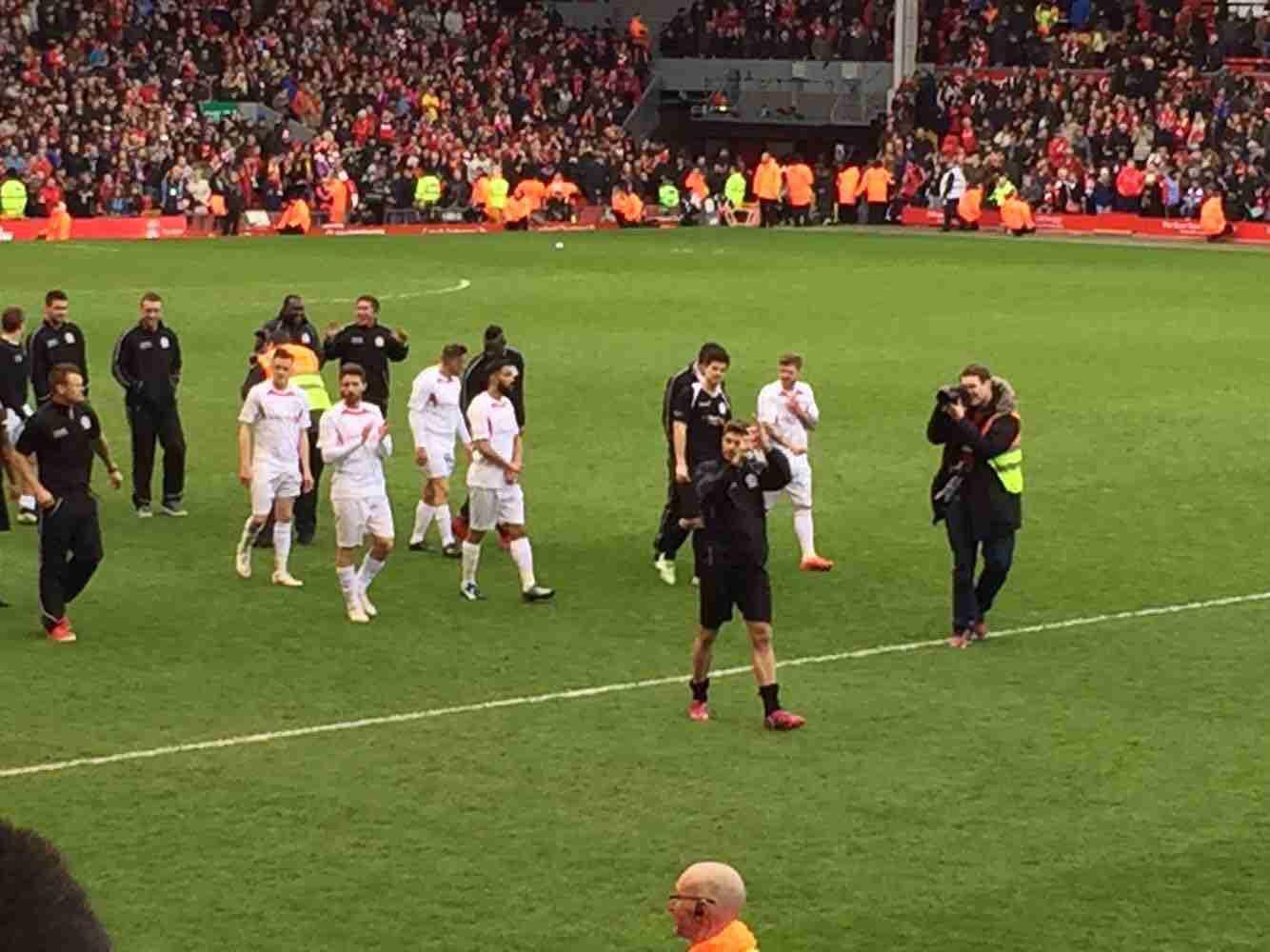 队报：努诺-门德斯有望出战毕包，巴黎内部希望他能复出（队报：努诺-门德斯有机会对阵毕包，巴黎队内期待其伤愈回归）