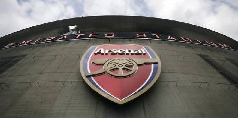 她是海港小球迷，女高中生与海港的故事（女高中生与海港的青春情缘）