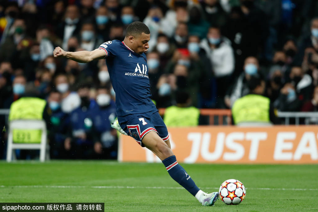 皇马维尼修斯关键进球助球队取胜（维尼修斯关键破门助皇马获胜）