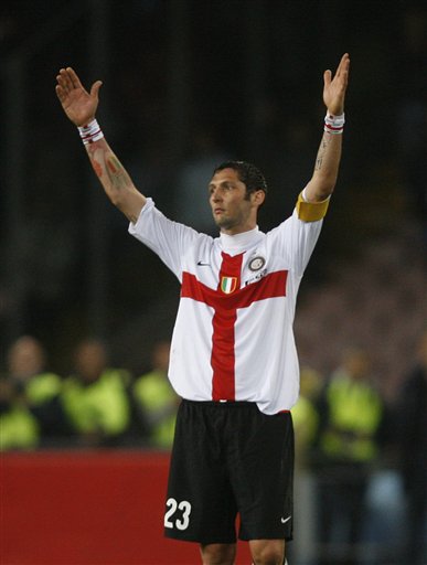 诺坎普附近商家：巴萨不在的这两年，我们的营业额下降了近70%（巴萨离开这两年，诺坎普周边商户营收缩水近七成）