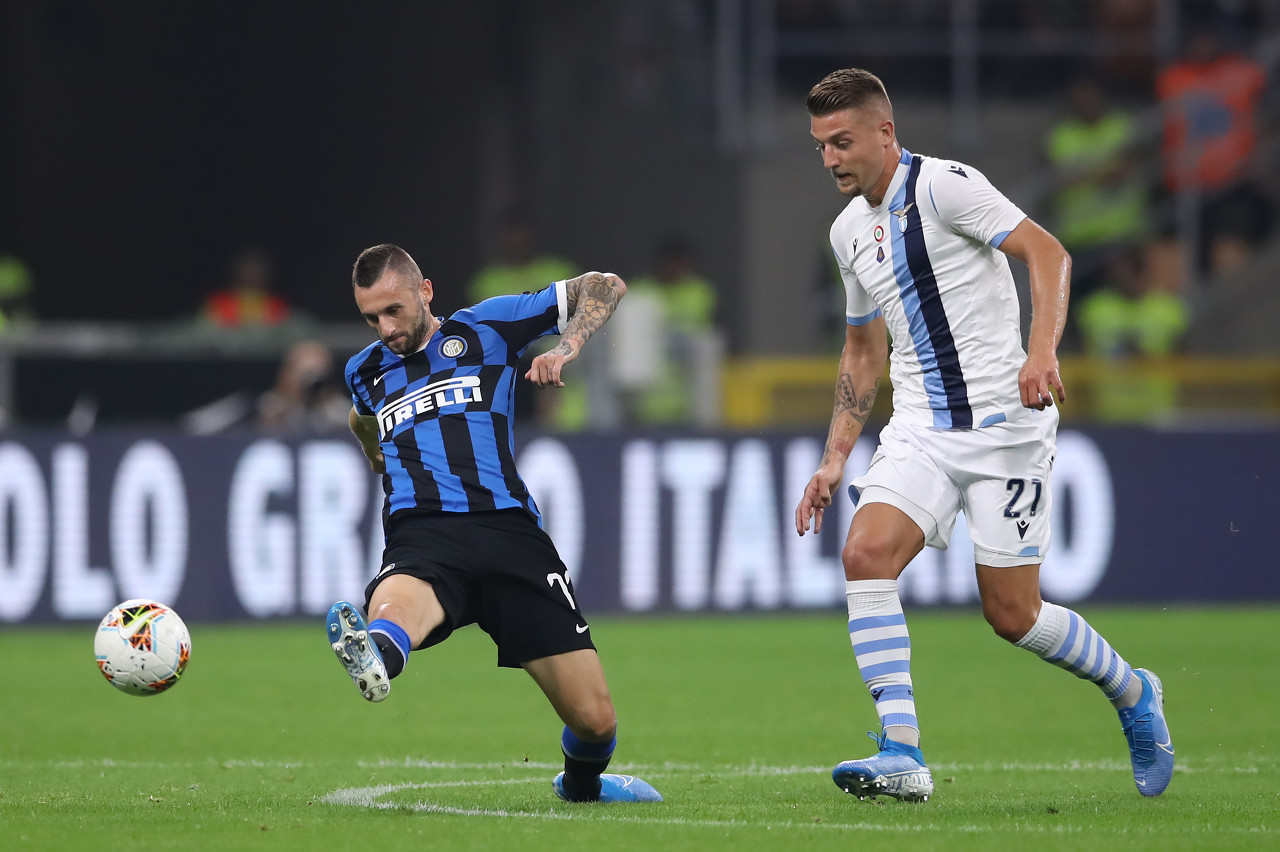 德转33岁+球员身价前10：萨拉赫4500万第1，梅西第7，C罗第9（德转33岁以上球员身价榜前十：萨拉赫4500万领跑，梅西第7，C罗第9）